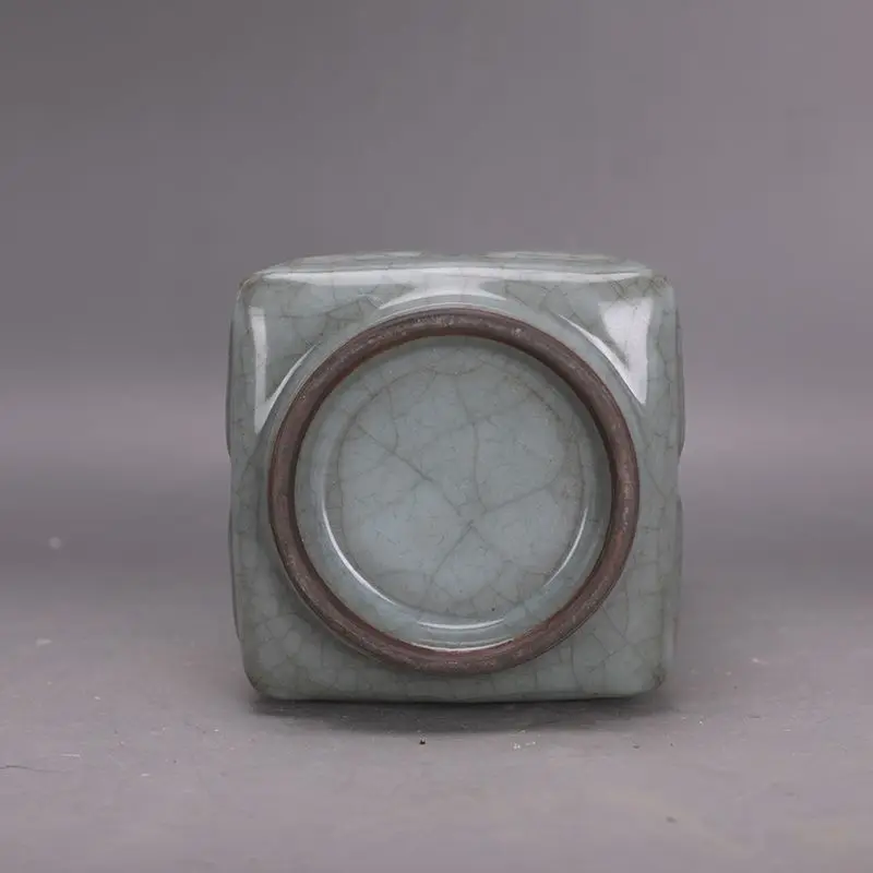 Vintage Collection Song Dynasty Official Kiln Celadon Iron Body Open Fragment String Pattern Zong Type Porcelain Vase