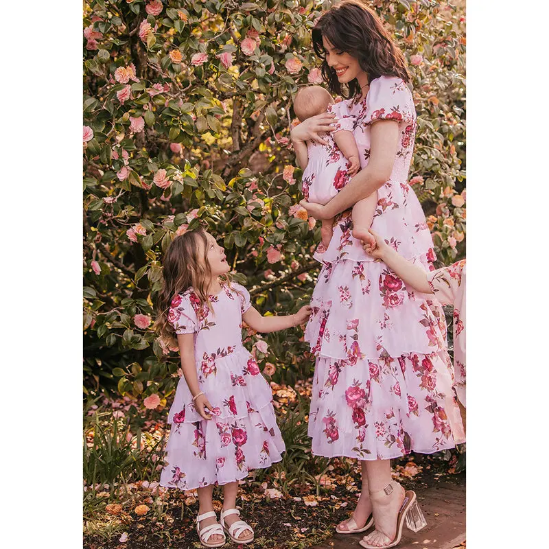 Family Look Mom and Daughter Dresses Summer Mother Kids Girls Short Sleeve Long Dress Party Wedding Costume Clothes Outfits