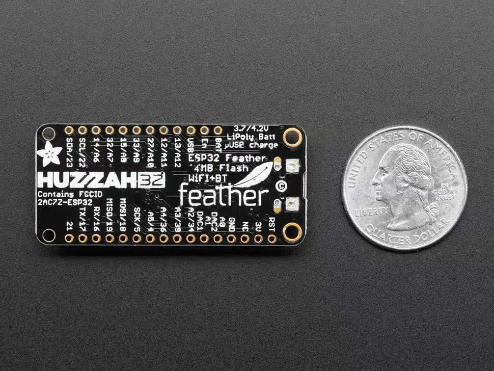 3405 HUZZ-AH32-ESP32 Feather Board