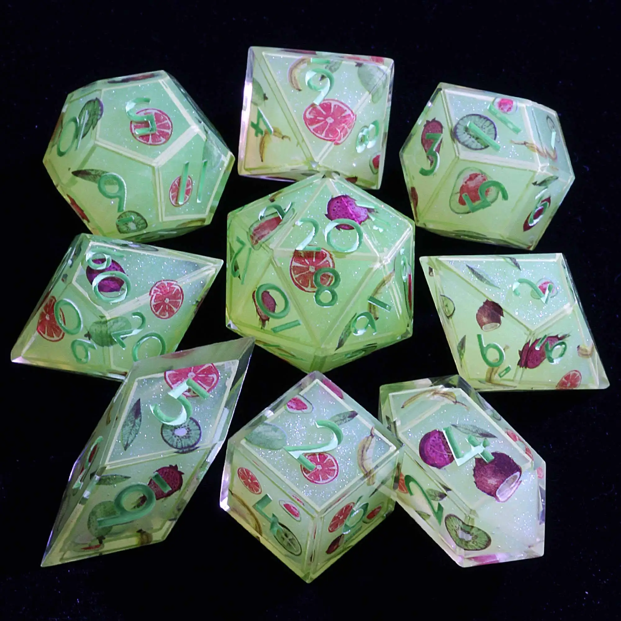 

Набор из многогранной смолы D&D, кубики, фрукты, карнавал, сахар