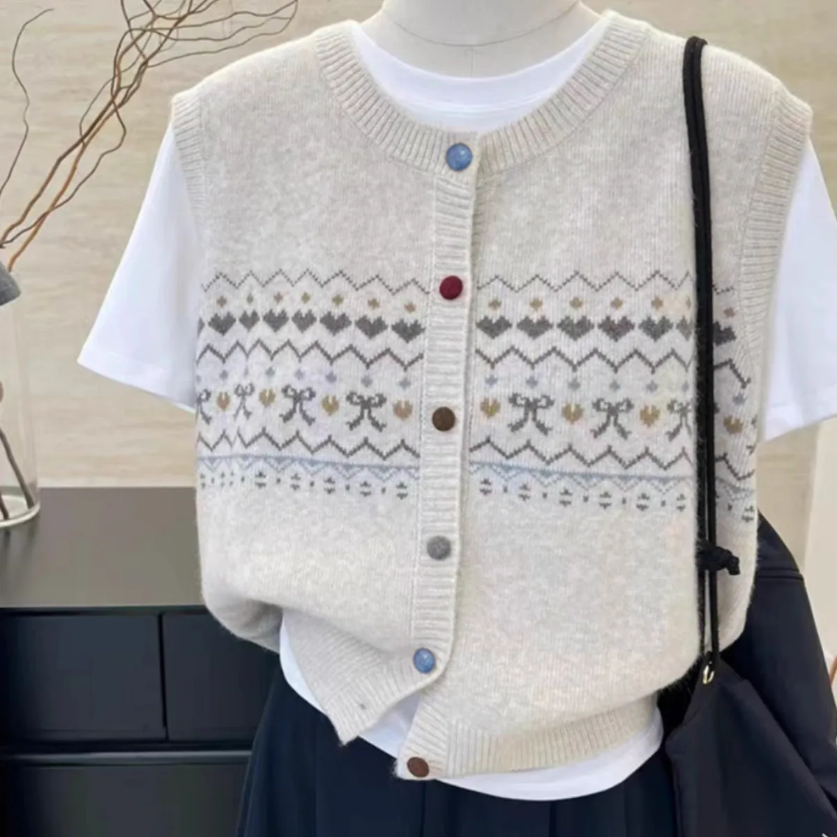 Retro Jacquard Knitted Cardigan Vest Women's Fall/Winter Cashmere Round Neck Lazy Wind Loose and Casual Stacked vest