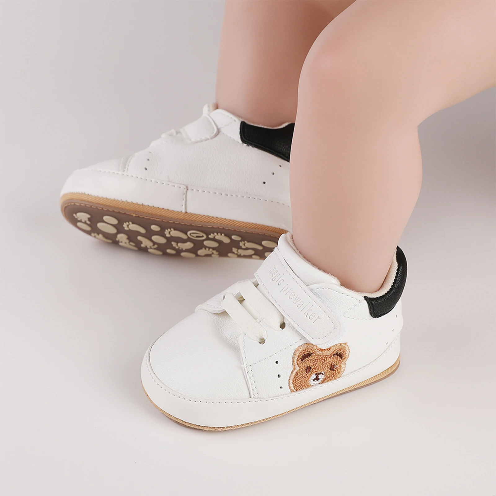 Newborn Baby Boys Girls Moccasins First Walkers Casual Sneakers Bear Embroidery Prewalker Crib Crawl Shoes Soft Sole Flat Shoes