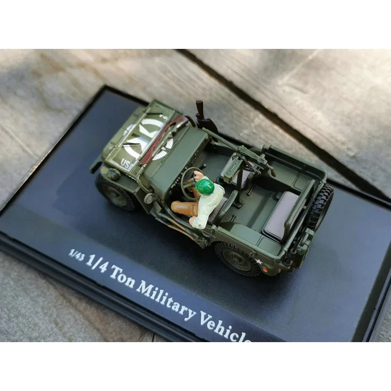 1:43 Scale  Military Vehicles Off-road Vehicles Simulation Alloy Car Model Diecast Toy Collectible Ornament Souvenir