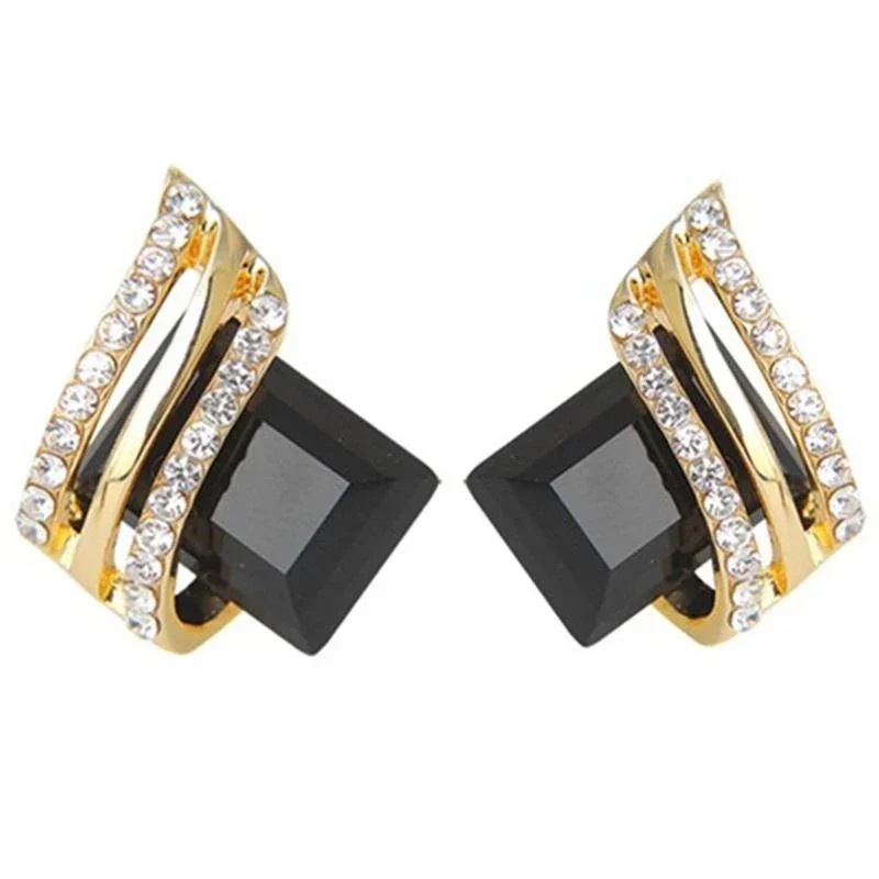 2024 Modern Black Stone Gold Color Stud Earrings for Women Chic Wedding Accessories New Fashion Female Jewelry Drop Shipping