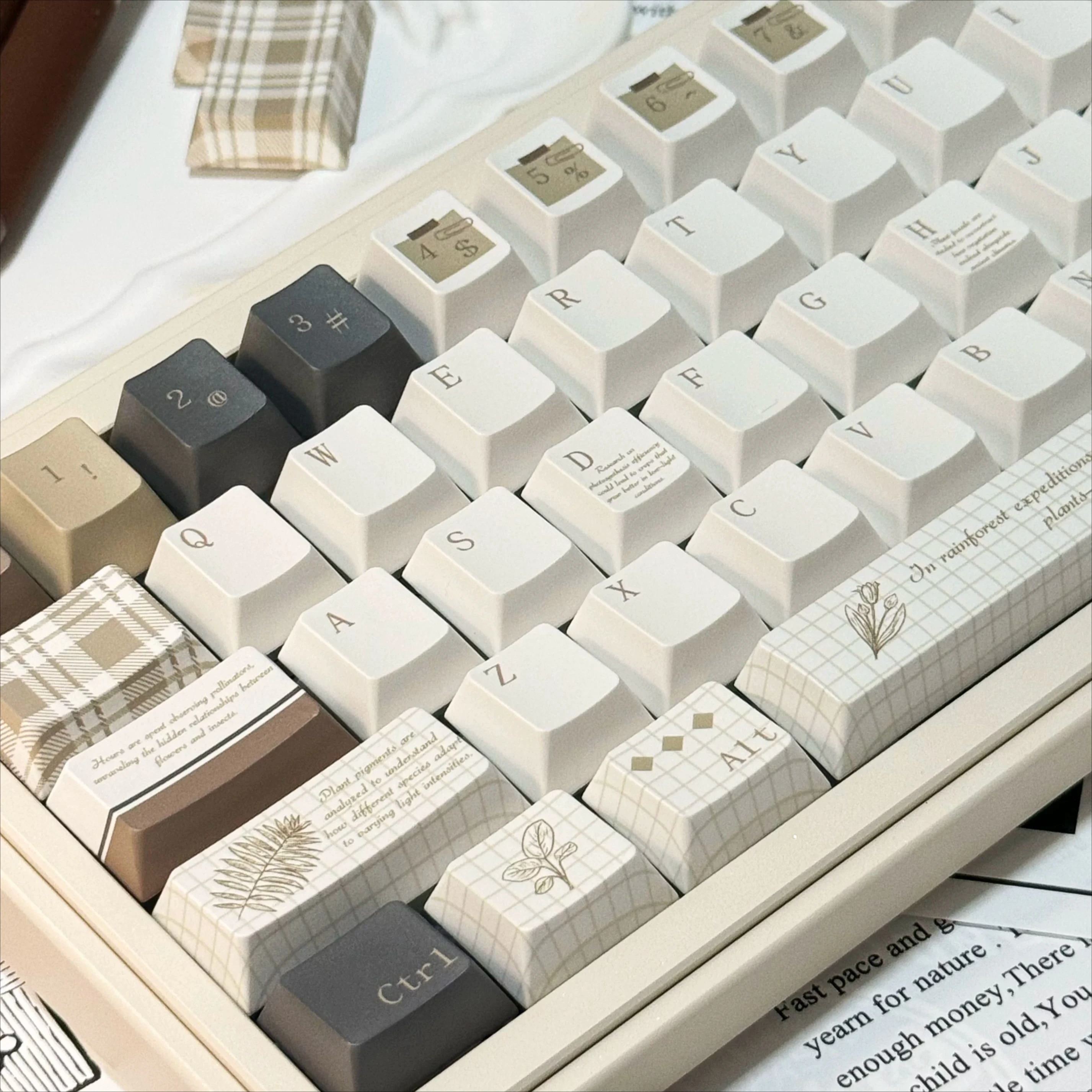 maimooo-botanist-keycap-cherry-profile-gray-brown-retro-british-style-plaid-pbt-custom-keycaps-for-mx-switch-mechanical-keyboard