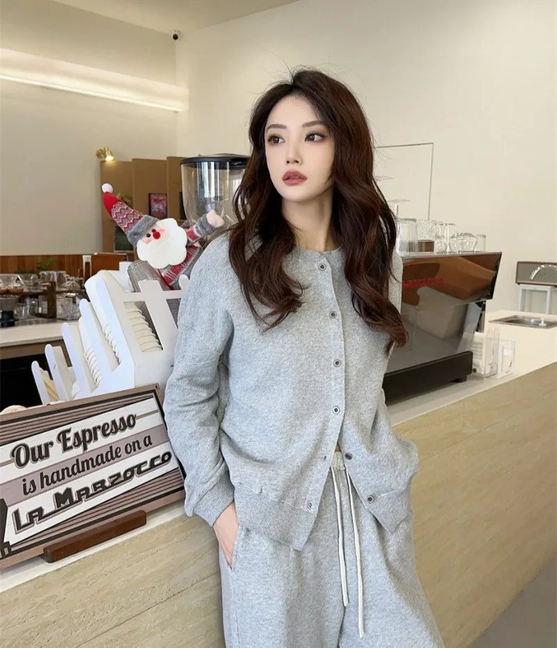 

Толстовка махровая без шапки, женская ткань, рукав реглан, сращивание контрастного цвета, цветные блоки, мягкие, уютные, пушистые, студенческие, кампуса