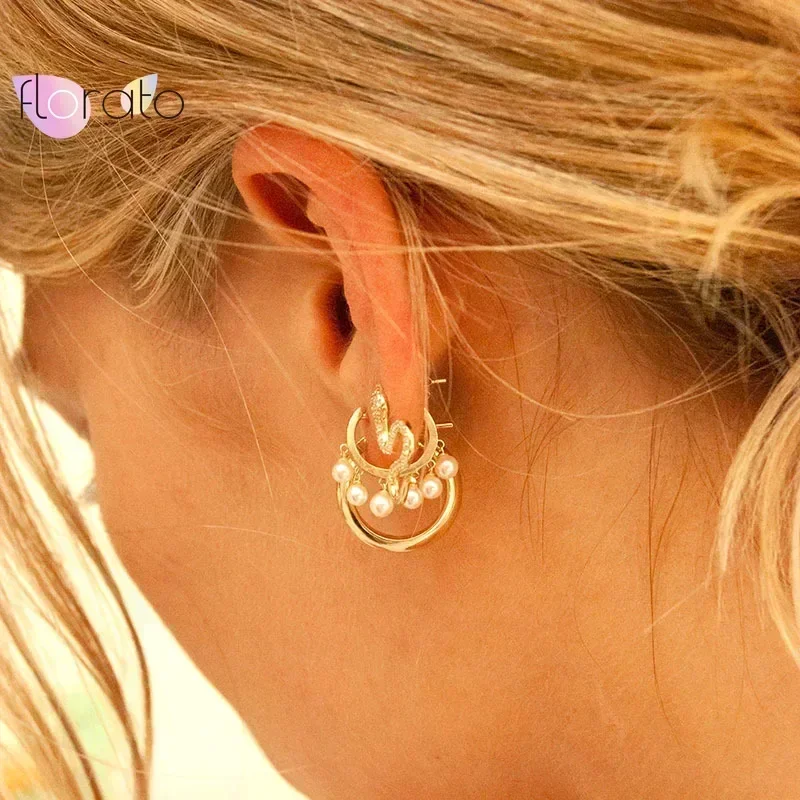 Pearl Conch Shell Pendant 925 Sterling Silver Needle Metal Piercing Hoop Earrings For Women Fashion Temperament Huggie Jewelry