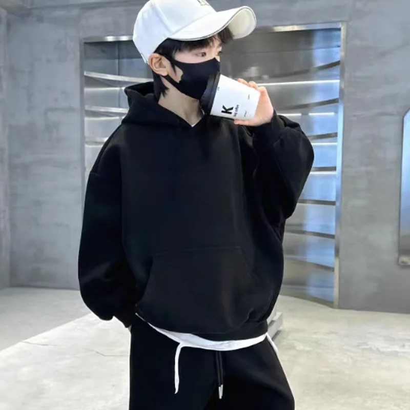 ملابس الأولاد لخريف وشتاء 2025 مع قلنسوة وأكمام طويلة من المخمل الصلب تي شيرت للمراهقين للأطفال فضفاض 4 6 7 8 9 10 11 12 سنة