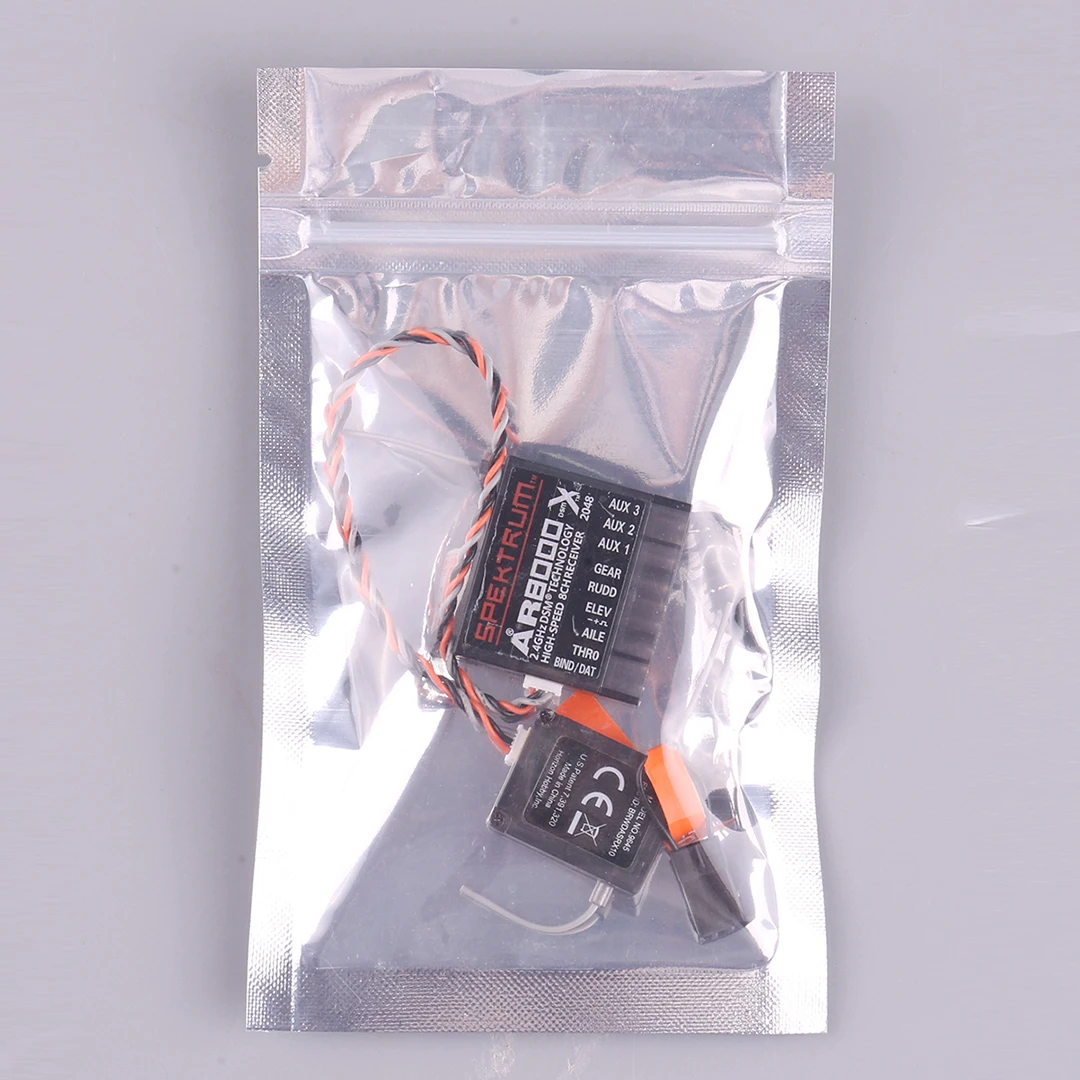 SPMAR8000 AR8000 FPV 用 8 チャンネル DSMX レシーバー 高い互換性と安定性を備えた 8 チャンネルレシーバー リモートコントロールシステム