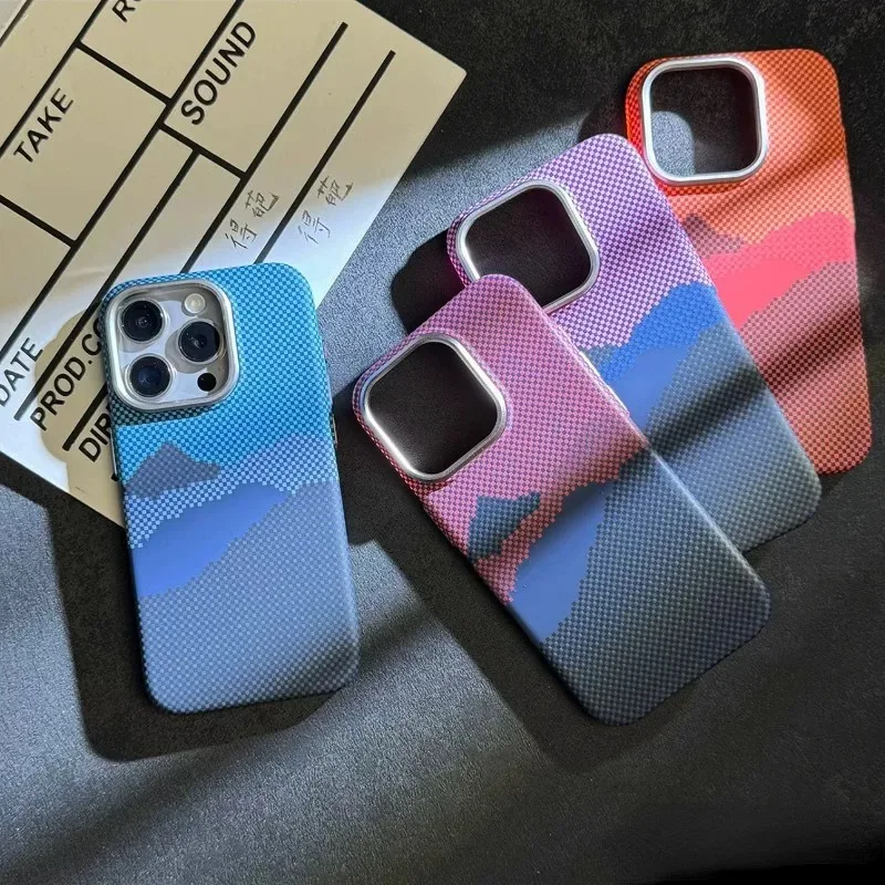 

Magnetic Kevlar Carbon Fiber Pattern For iPhone 16 Pro Max 15 Pro 14 13 12 Pro Plaid Personalized Phone Case For 12 13 14 Pro Ma