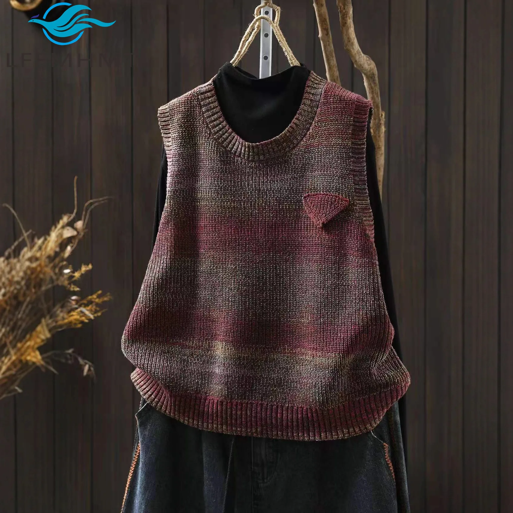 

Women's Vintage Stripe Knitted Sweater Sleeveless Cotton Pullover V-Neck Loose Fit Casual Outerwear Vest Female Daily Wear