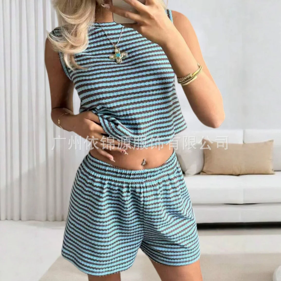 New Loose Textured Striped Vest Shorts Women's 2026 Summer Knitted Casual Suit