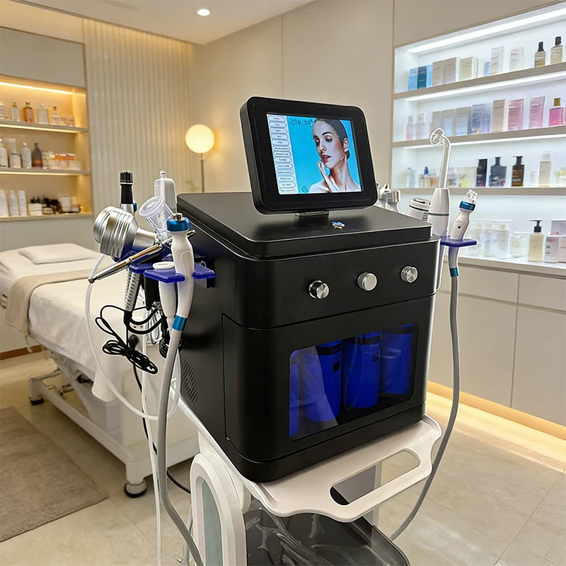 

Профессиональный косметологический аппарат 14 в 1 для ухода за лицом: ультразвук, пузырьковая насадка, аквапилинг (от производителя)