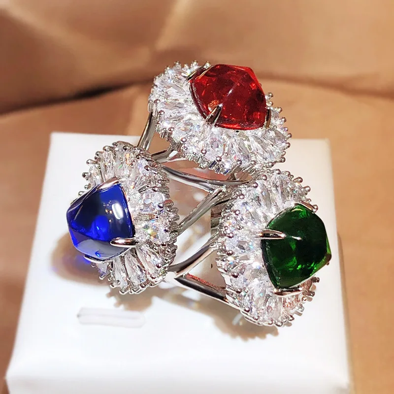 New Jewelry Wholesale Imitation Color Treasure Ring Retro Sparkle Diamond-encrusted Ladies Flower Ring Party Birthday Gift