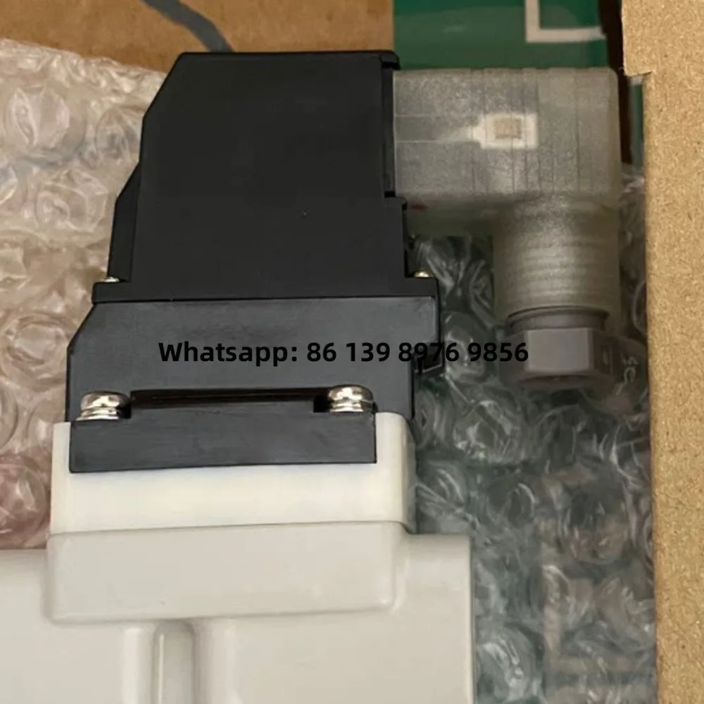 Special Offer CKD Solenoid Valve Fad-8A-2Hs-Dc24v Discontinued Replaces Exa-8A-02Hs-3 Exa-C6c8