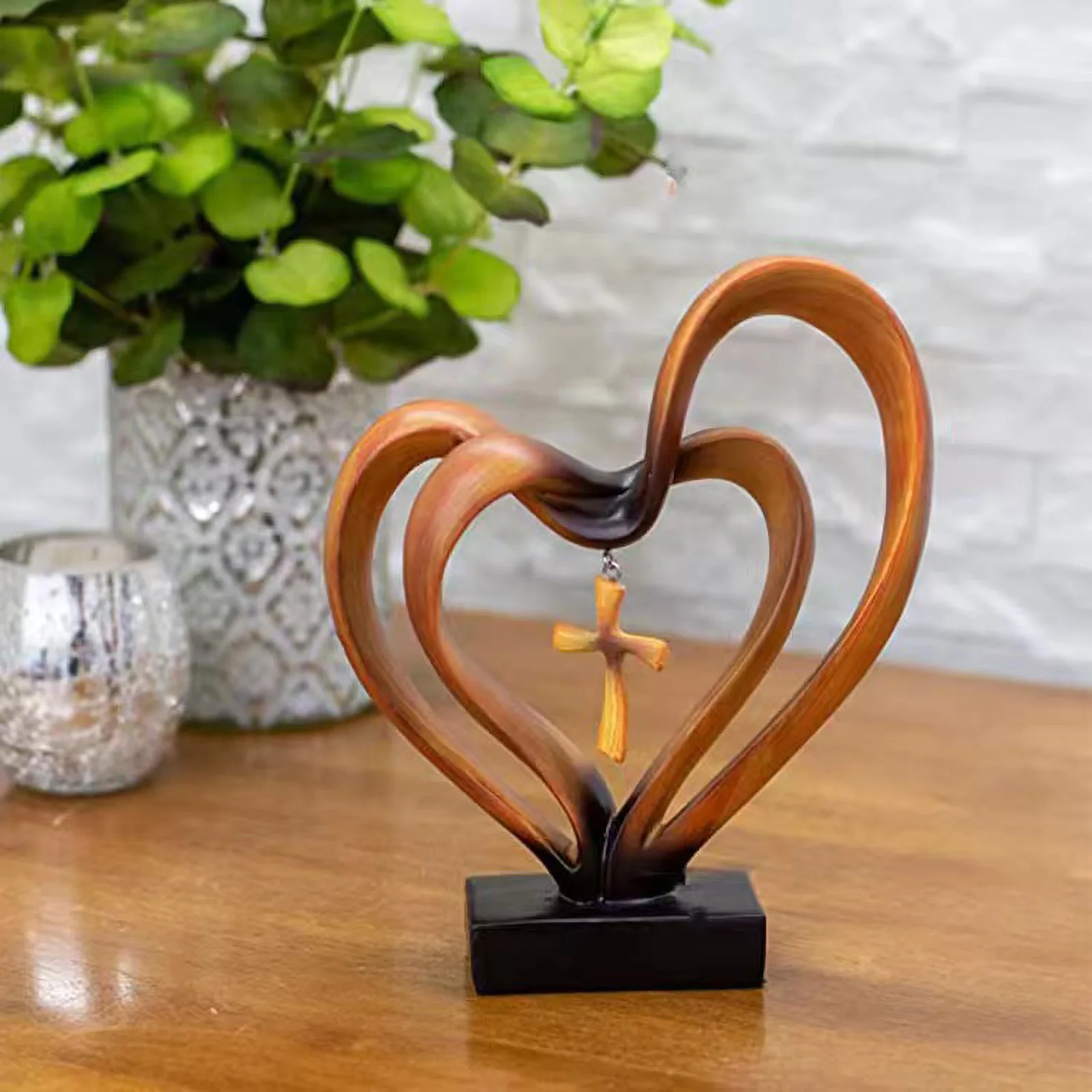 

‌Heart Resin Decor - Romantic Valentine's Gift for Couples, Office/Home Desktop Decoration‌