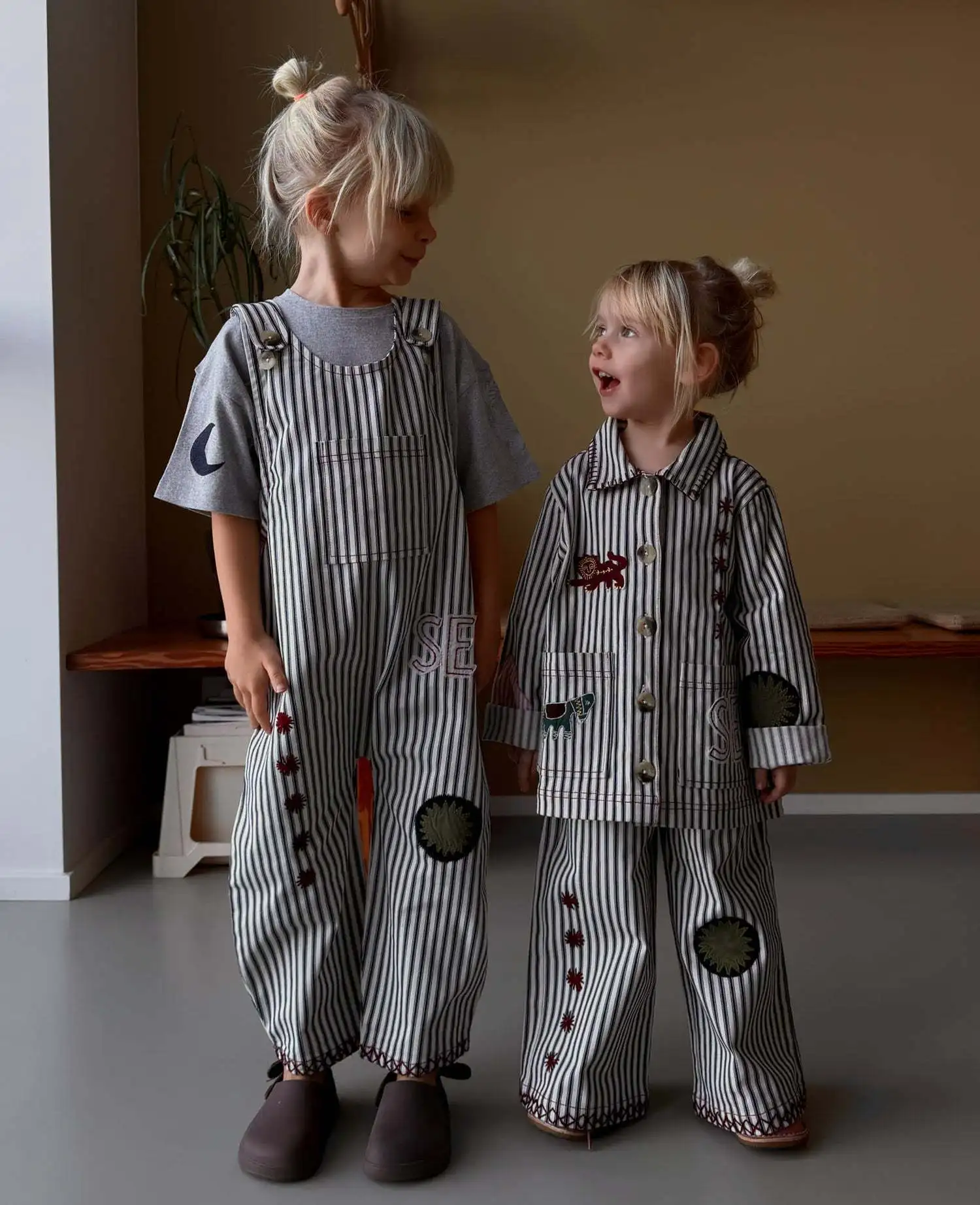 Children's T-shirt 26 Spring/Summer New Embroidered Fashion Style Boys and Girls Jacket Cotton Casual Wide Leg Pants Strap Pants