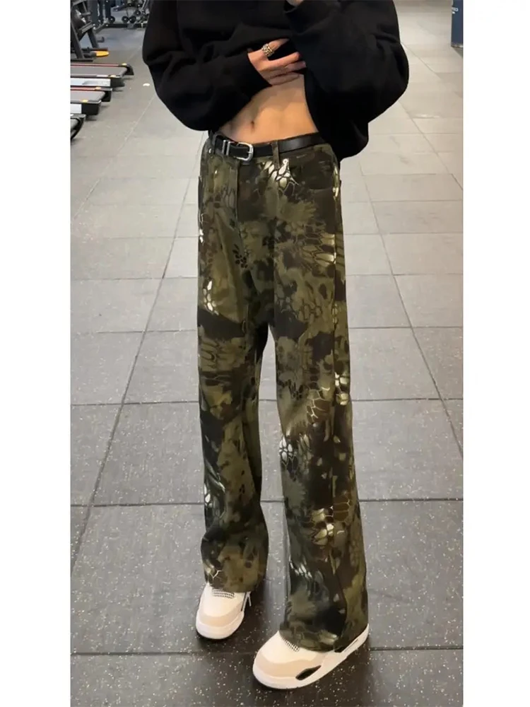 

Джинсы мужские удлиненные с принтом под змеиную кожу, для высоких мужчин, стильные, брендовые, уличные, прямые, с легким расклешением, повседневные, с высокой талией