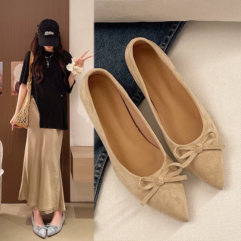 

Женские туфли на низком каблуке, весенне-осенние, новые, в стиле ретро, с бантом, нескользящие, роскошные, легкие, удобные, с мягкой подошвой, модные.