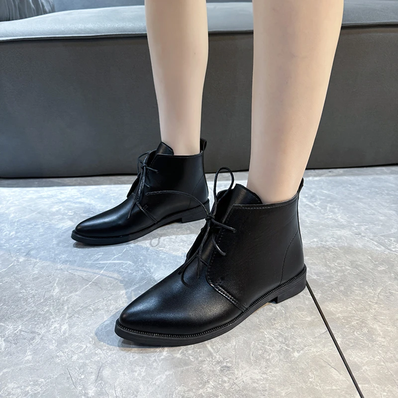 

2024 Women's Ankle Boots, Solid Color, Winter New Pointed Toe Lace-Up Flats, Women's Casual Retro Sneakers Women's Boots