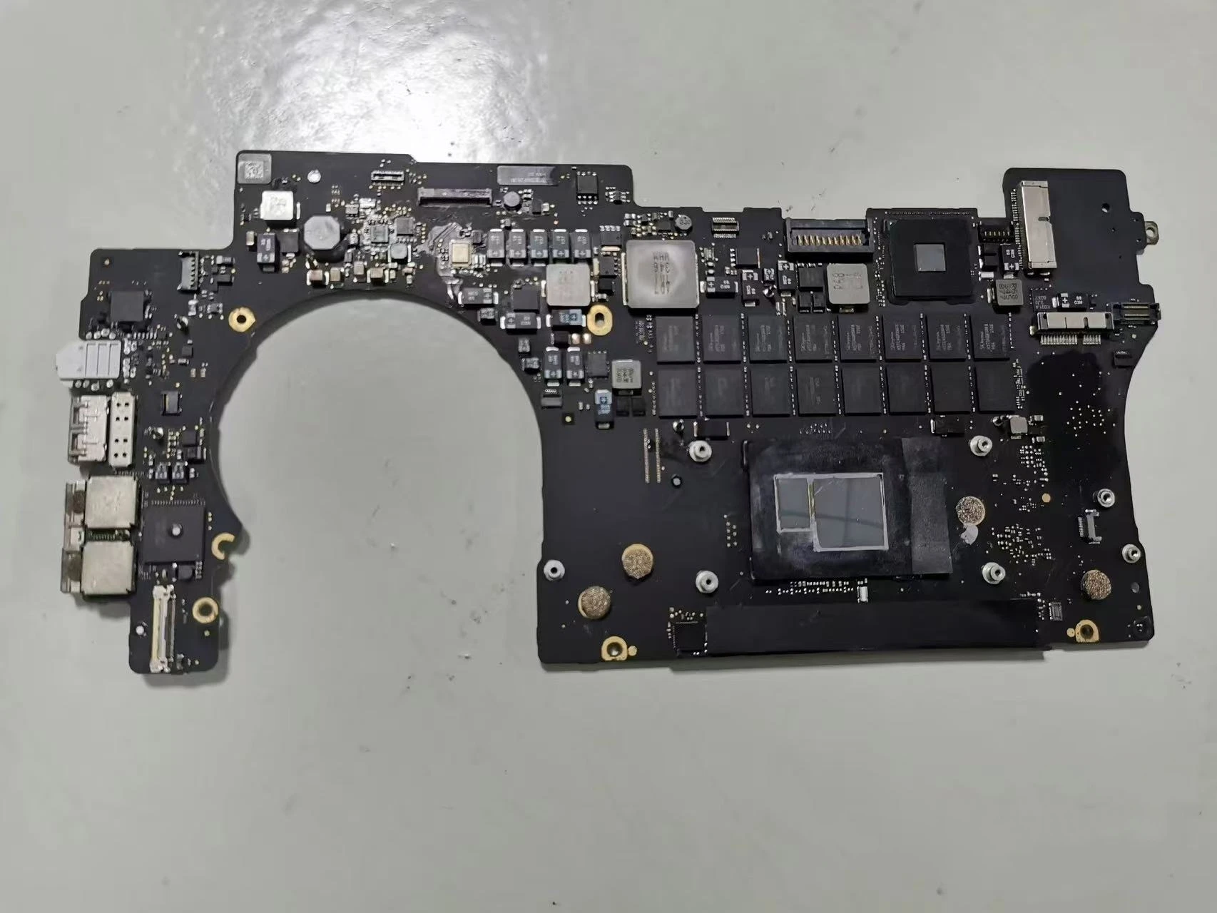 

Оригинальная материнская плата для ноутбука A1398 для MacBook Pro Retina 15 A1398, материнская плата процессора i7 8 ГБ 16 ГБ 2013 2014