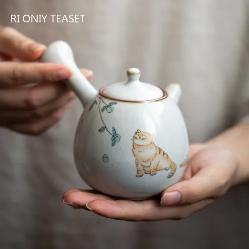 230ml Chinese Ru Kiln Side Handle Teapots Handmade Cute Cat Pattern Ceramic Kettle Travel Portable Filter Tea Pot Home Tea Set