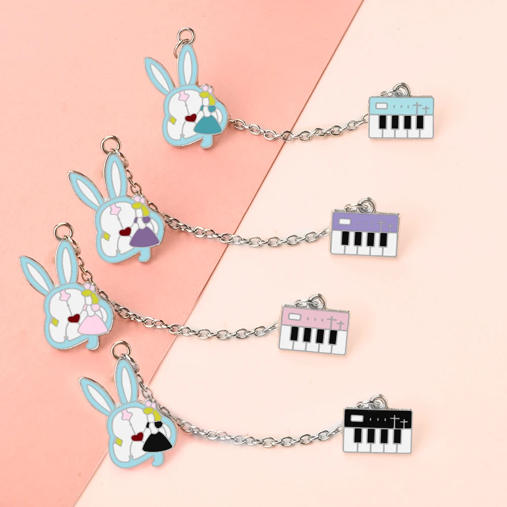 Mini Electronic Organ Rabbit Enamel Pin Cartoon Animal Metal Chain Brooch Fashion Jacket Lapel Pins Backpack Badge Girls Jewelry