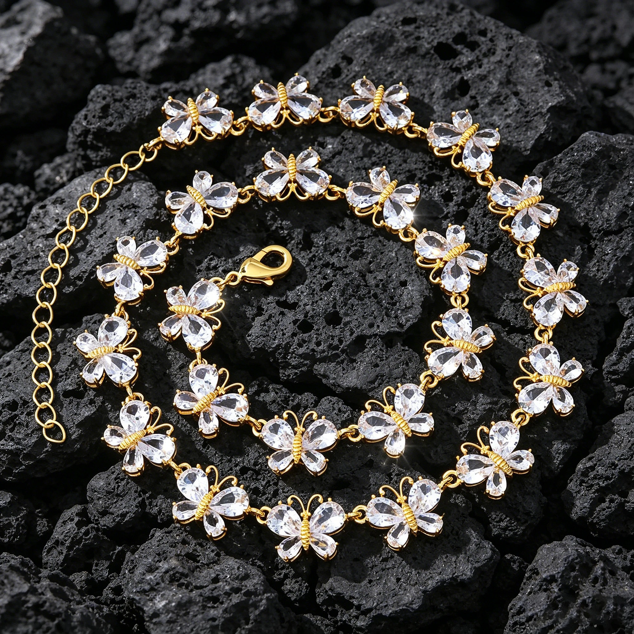Fashion 18-inch Butterfly Cuban Chain Necklace For Women Men Pendant Choker Personalized Birthday Banquet Jewelry Gift Wholesale