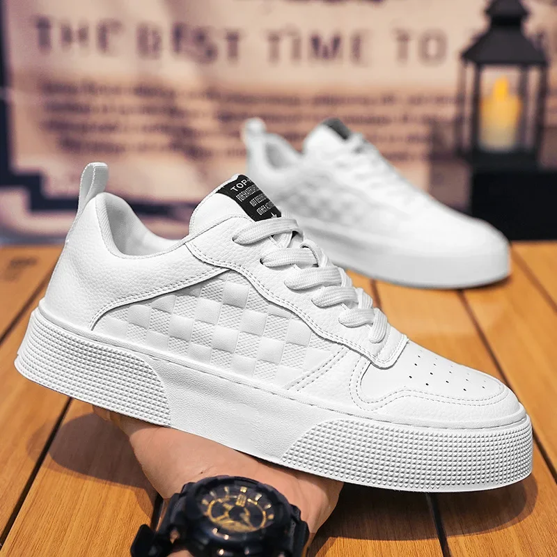 

2025 New Men's Breathable White Shoes Korean Edition Trendy Versatile Thick Soled Sports and Leisure Board Shoes