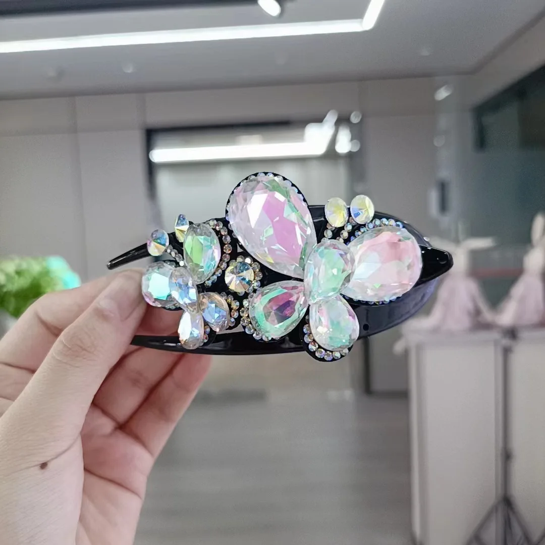 Languid is lazy French vintage crystal butterfly clip go catch a word sense of senior head duck mouth clip to large women