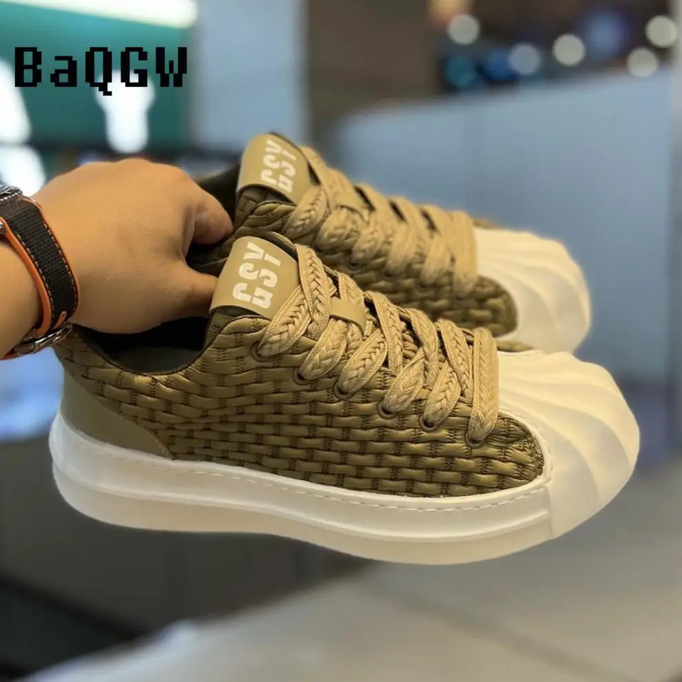 Designer Gestreepte Patchwork Ademende Schoenen Man Mode Zachte Lichtgewicht Skateboard Sneakers Retro Camel Zomerschoenen Trend 2024