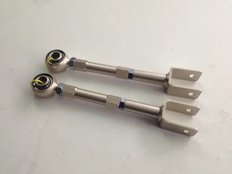 Car Parts Control Arm Rear Traction Rod for Infiniti G35/Nissan 350Z/Nissan Fairlady Z Z33/V35 YZ080B