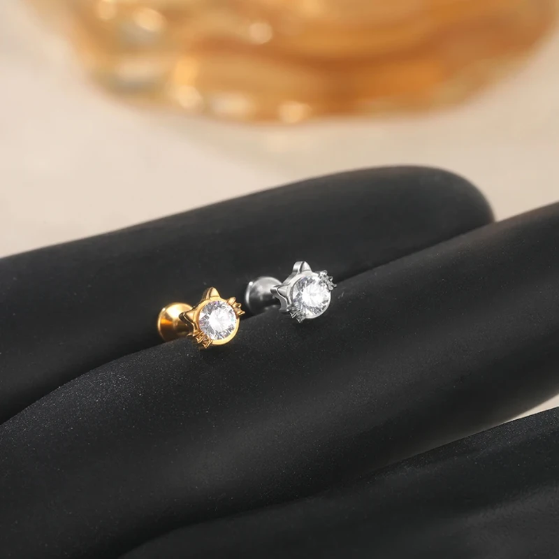 1 قطعة G23 التيتانيوم داخليا الموضوع Labret مسمار شفة مسطحة ميدوسا ثقب تشيكوسلوفاكيا القط الغضروف قرط الاذن المرصع ثقب المجوهرات