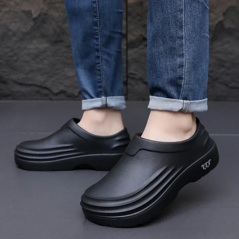 Working Shoes Lightweight Eva Waterproof Clogs Oil-Proof Non-Slip Men's Chef Shoes Closed-Toe Anti-slip Kitchen Work Sandals