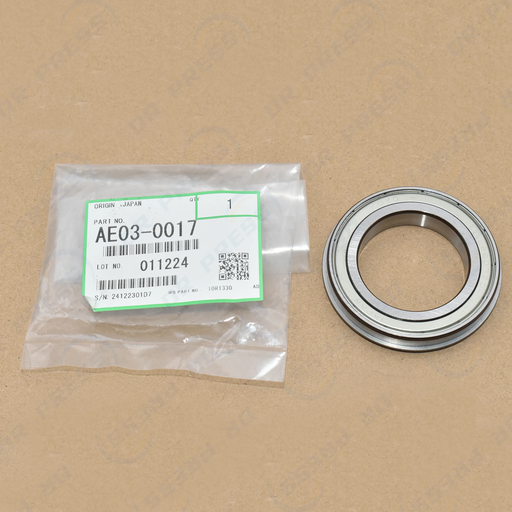 

AE03-0017 AE030017 Верхний роликовый подшипник для Ricoh MP 9001 9002 9003