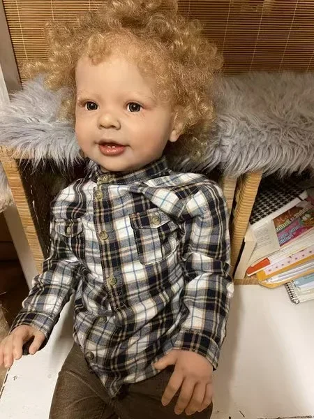 DLS Aangepaste Limited Supply 28 inch Reborn Baby Katie Marie met handgeworteld haar Afgewerkte pop met verschillende jurkjes