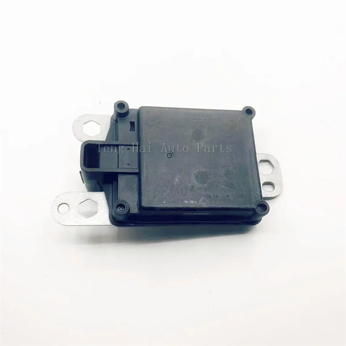 XYQPSEW For Mazda Cruise Control Distance Radar Sensor DRVP-67XA0 DRVP67XA0