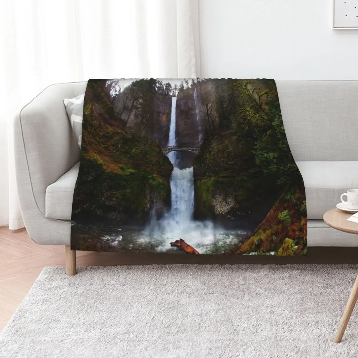 

Multnomah Falls Oregon - Woodland Waterfall Throw Blanket Comforter Decorative Throw Softest Retros Blankets