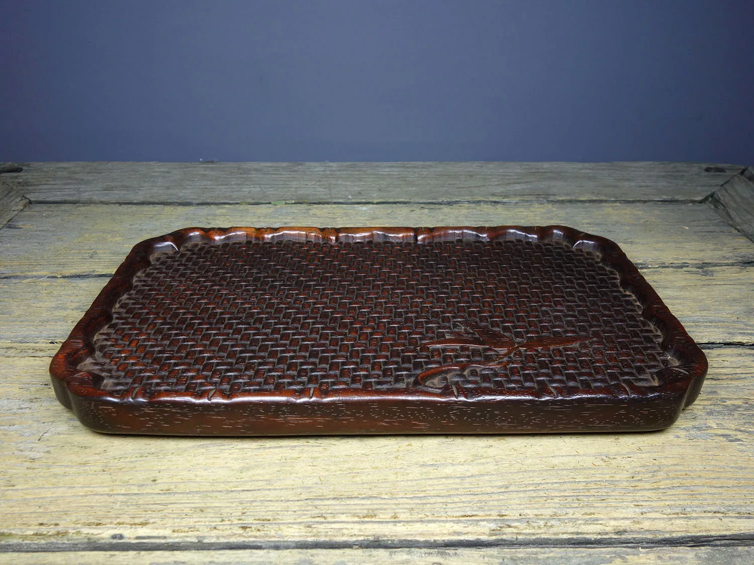 

The Exquisite Craftsmanship and Exquisite Craftsmanship of the old Collection Rosewood tea Tray for Home Decoration