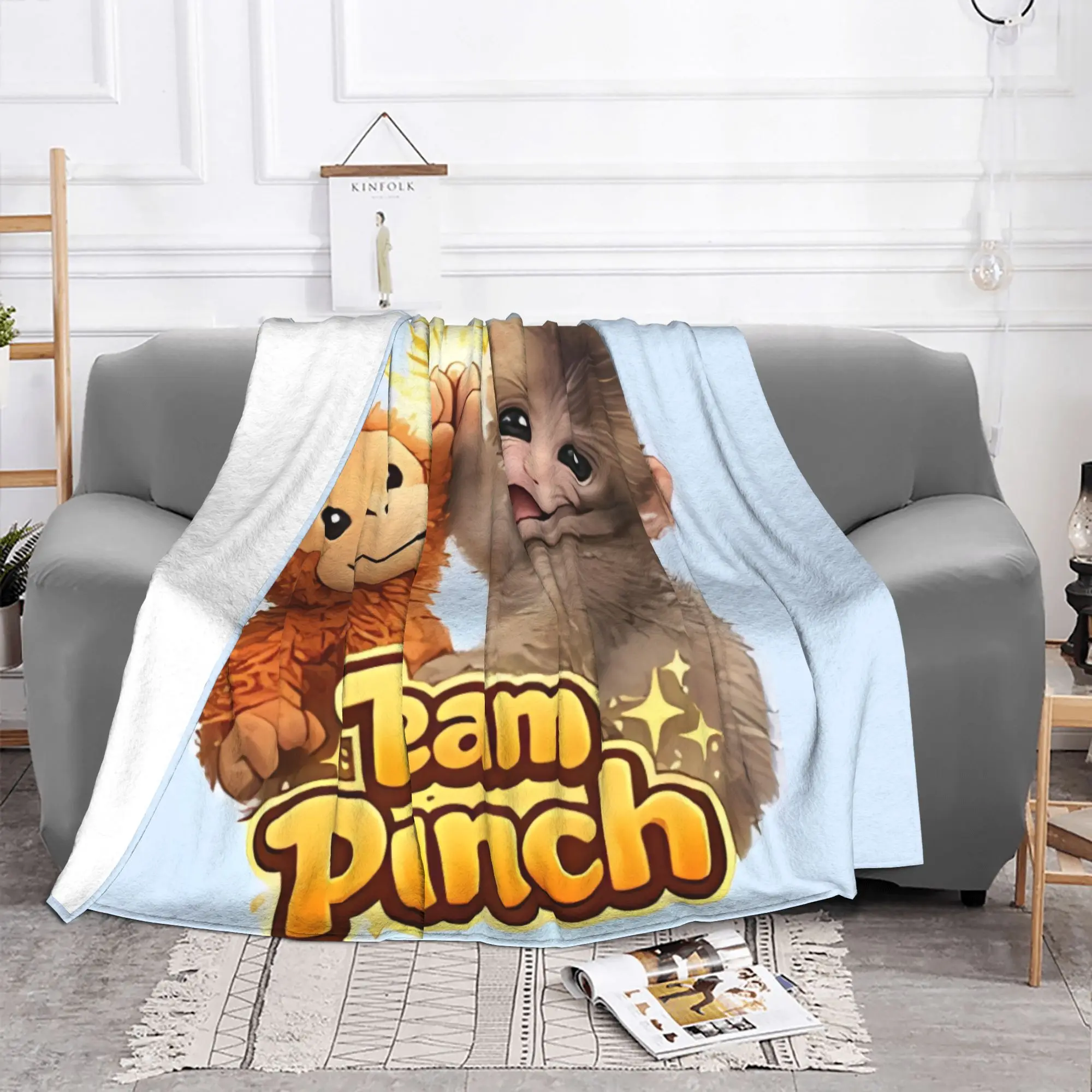 1PC Kawaii Wholesome Friendship Animal Cute monkey hugging plush Blanket Super Cosy Plush Home Living Room Sofa halloween