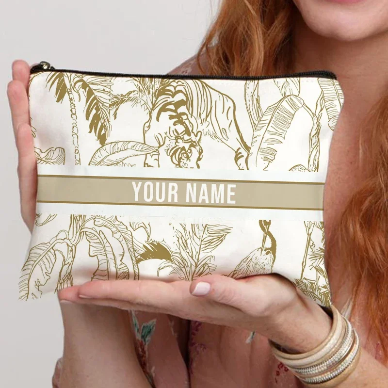 Personalisierter Kosmetik-Organizer mit Namen für Reisen, Bürobedarf, Aufbewahrungstasche aus Canvas, personalisiertes Geschenk, Make-up-Tasche, Federmäppchen, Geldbörse – Detail 5