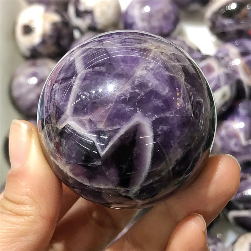 

4.8cm Natural Dream Amethyst Sphere Crystal Ball Massaging Meditation Reiki Healing Stone Home Decoration Exquisite Gift 1PCS