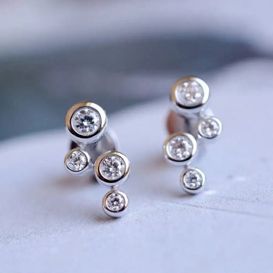 1PC Silver Lip Flat Earnail Imitation Crystal Cluster Spiral Ear Screen Cartilage Puncture Jewelry
