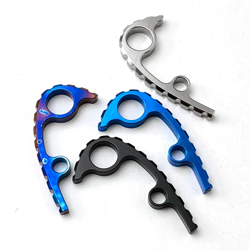 Espaciador trasero titanio dorado Spyderco Para3 C223 - imagen 5