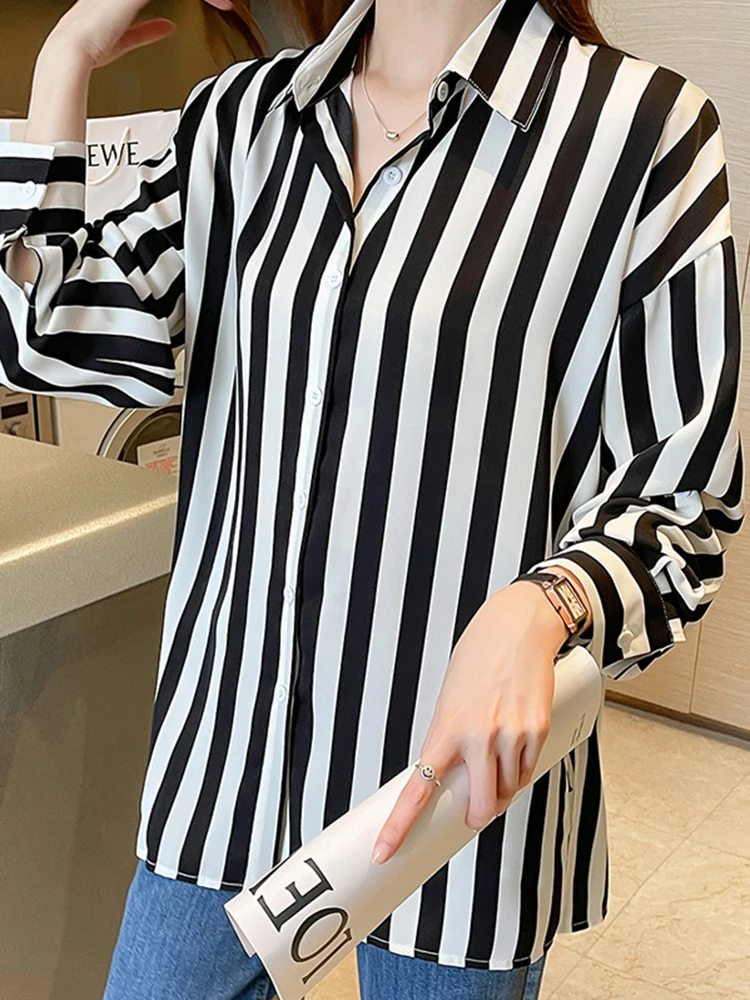 Fashion Black White Striped Print Women\'s Blouses Casual Long Sleeve Office Lady Blouse Shirts Female Loose Blusas Tops 2024