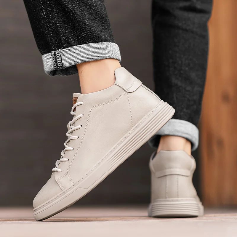 37-47 사이즈 남성용 보온 가죽 신발, 운동화, 캐주얼 신발, 패셔너블한 스타일, 하이킹 및 야외 활동에 적합