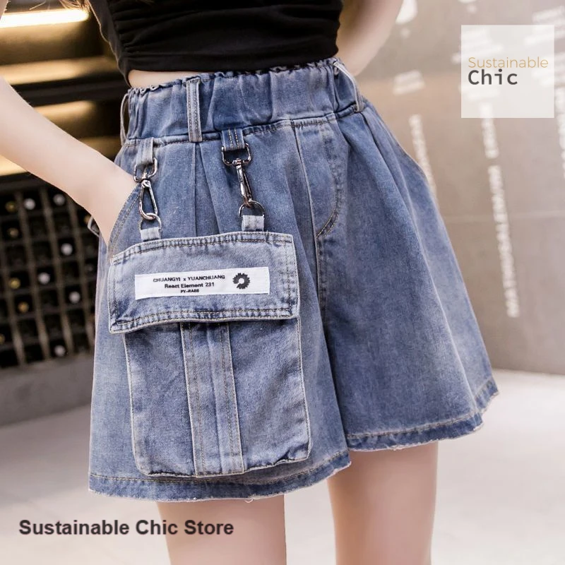 

Korean elastic waist tooling denim shorts women's summer new fashion and leisure detachable pockets wearing wide-leg pants.
