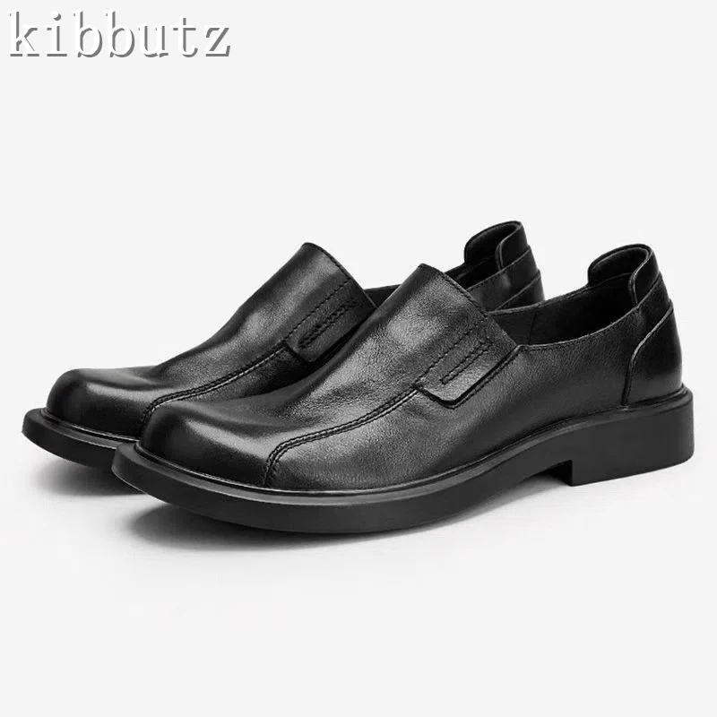 Scarpe da uomo d'affari in vera pelle con punta tonda nera Designer stile britannico fondo morbido Slip On scarpe Casual da cerimonia