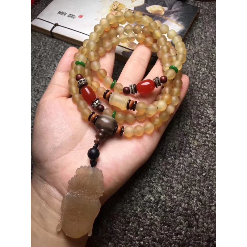 Natural Cavel round Beads Long Chain Match Red Agate, Claw Joint, Avalokitesvara Pendant, Horn Tee