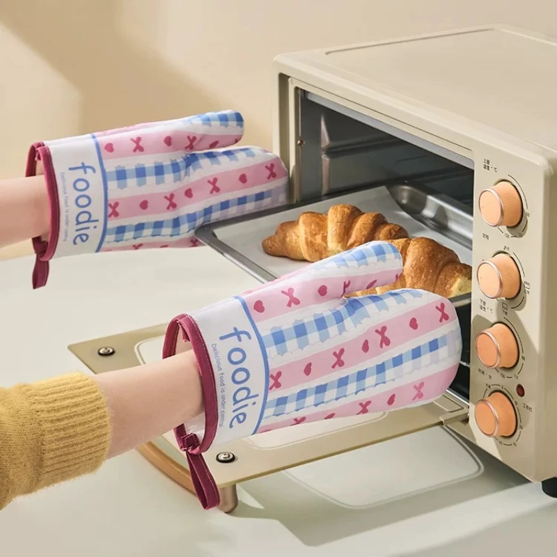 

LTT Anti-scalding gloves for high temperature resistant steam ovensMicrowave insulated gloves